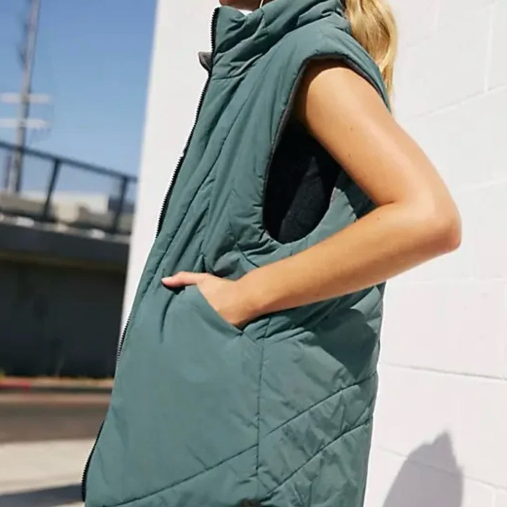 FP Movement by Free People Slalom Reversible vest